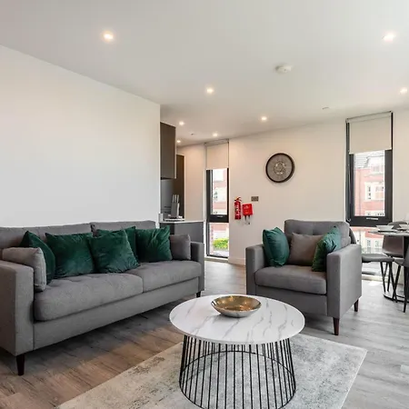 Stayzeni, Ouse Court Elegant 2 Bed Flat York