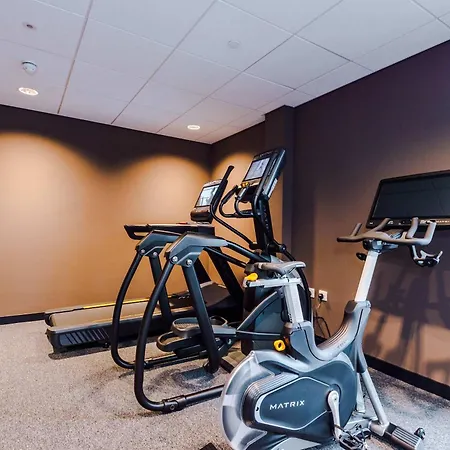 Superior With Balcony & Gym Apartment *
