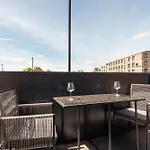 Apartment Superior With Balcony & Gym