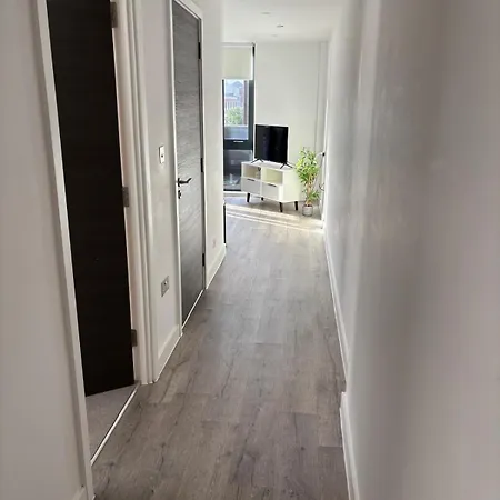 Superior With Balcony & Gym Apartment *